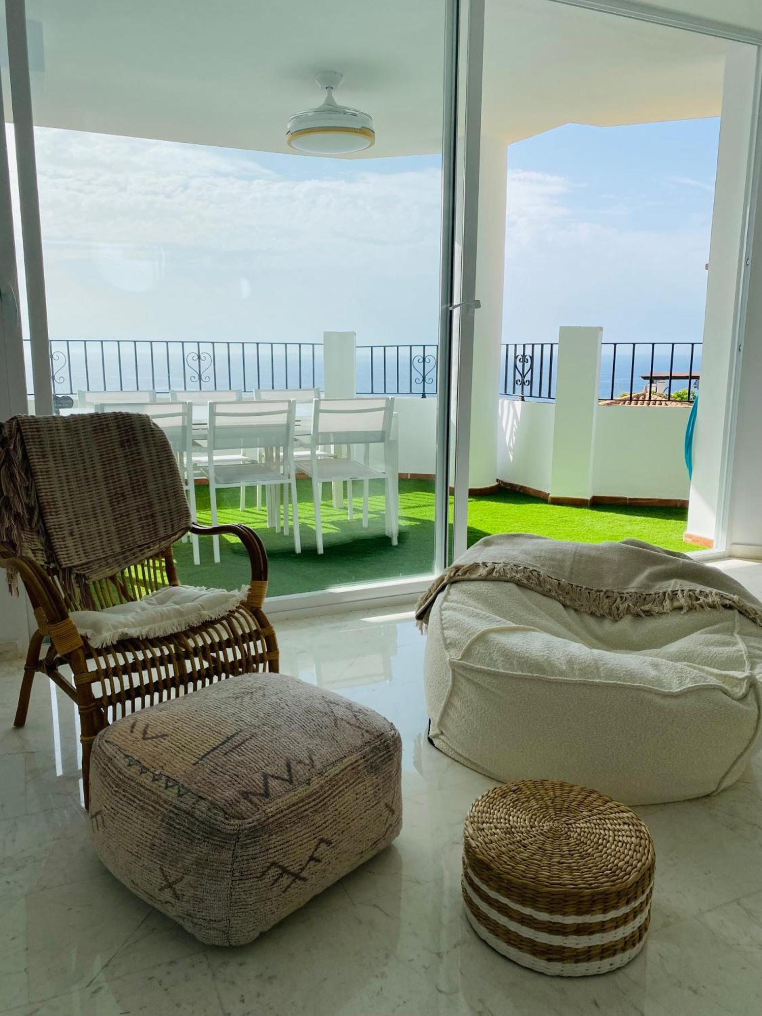 Jardines De Adnania En Marina Del Este Con Vista Al Mar Ada La Herradura  Zewnętrze zdjęcie